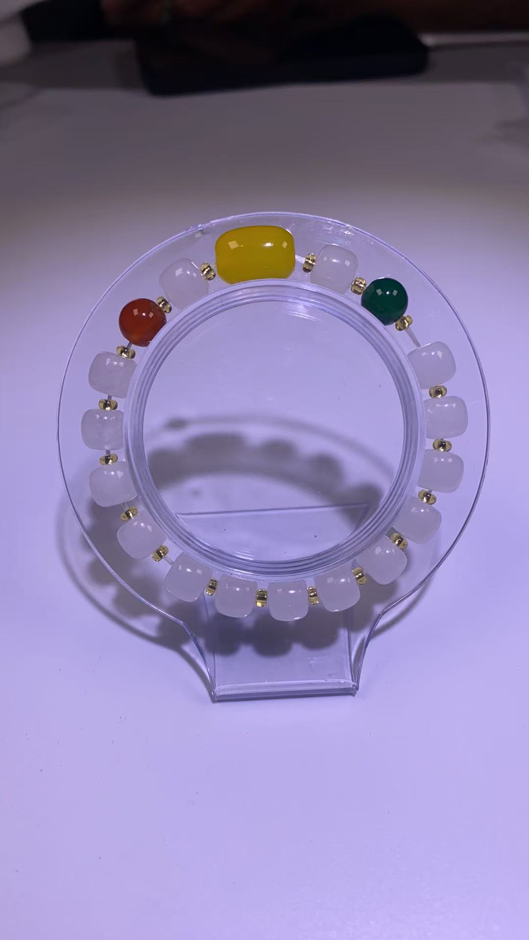 天然金丝玉搭三色玛瑙单圈手串  162