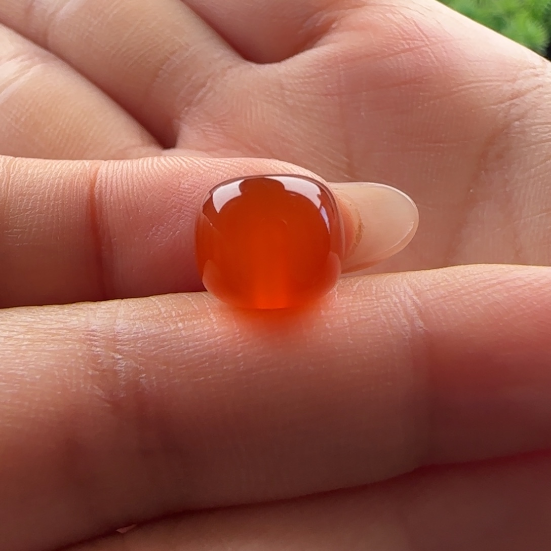 南红玛瑙未镶嵌老型10.4*9.1，有马牙，冰红，性价比高