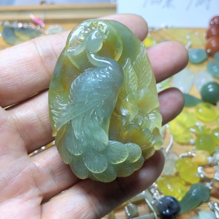 【闪购商品】蛇纹石玉挂件未镶嵌