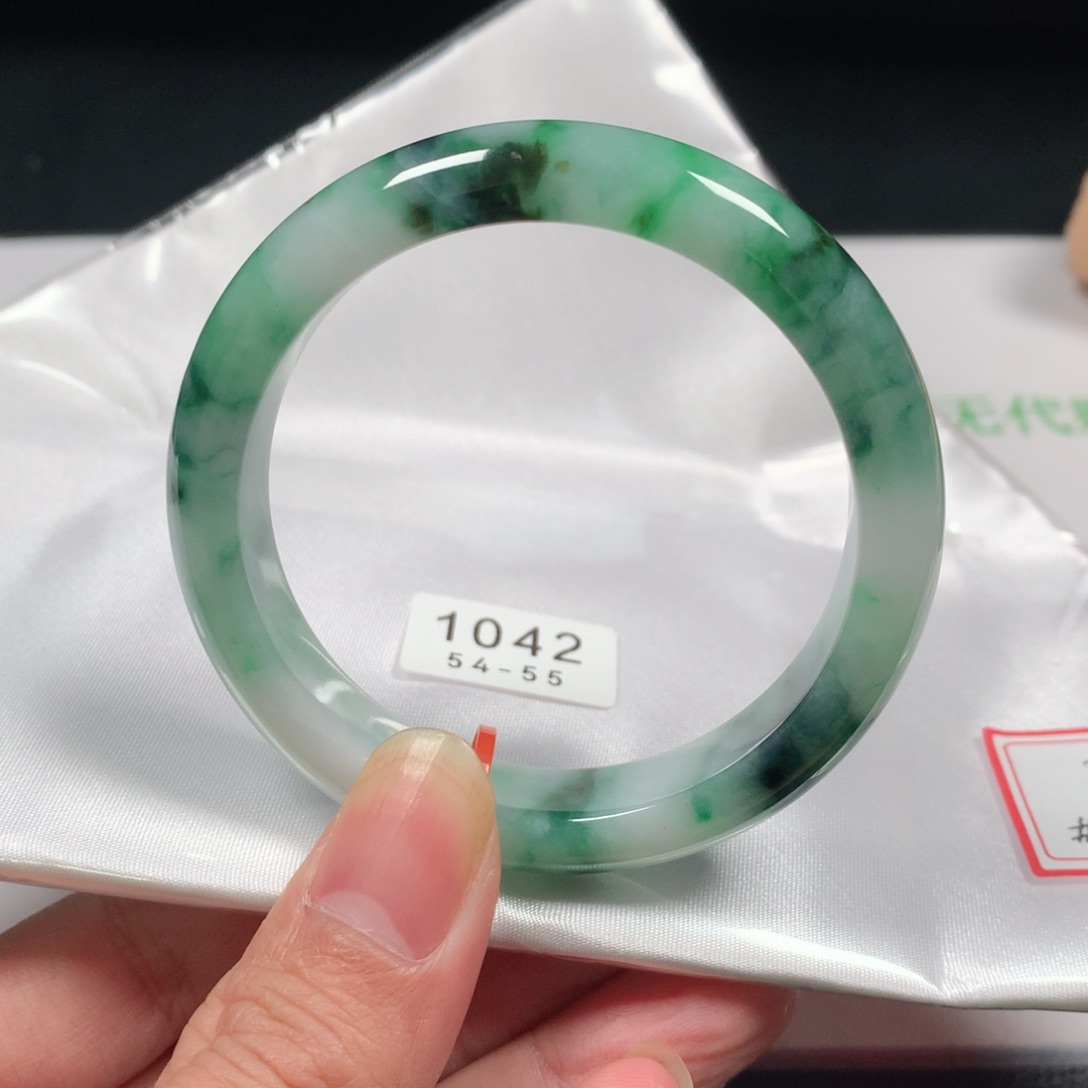 翡翠手镯未镶嵌编号1042