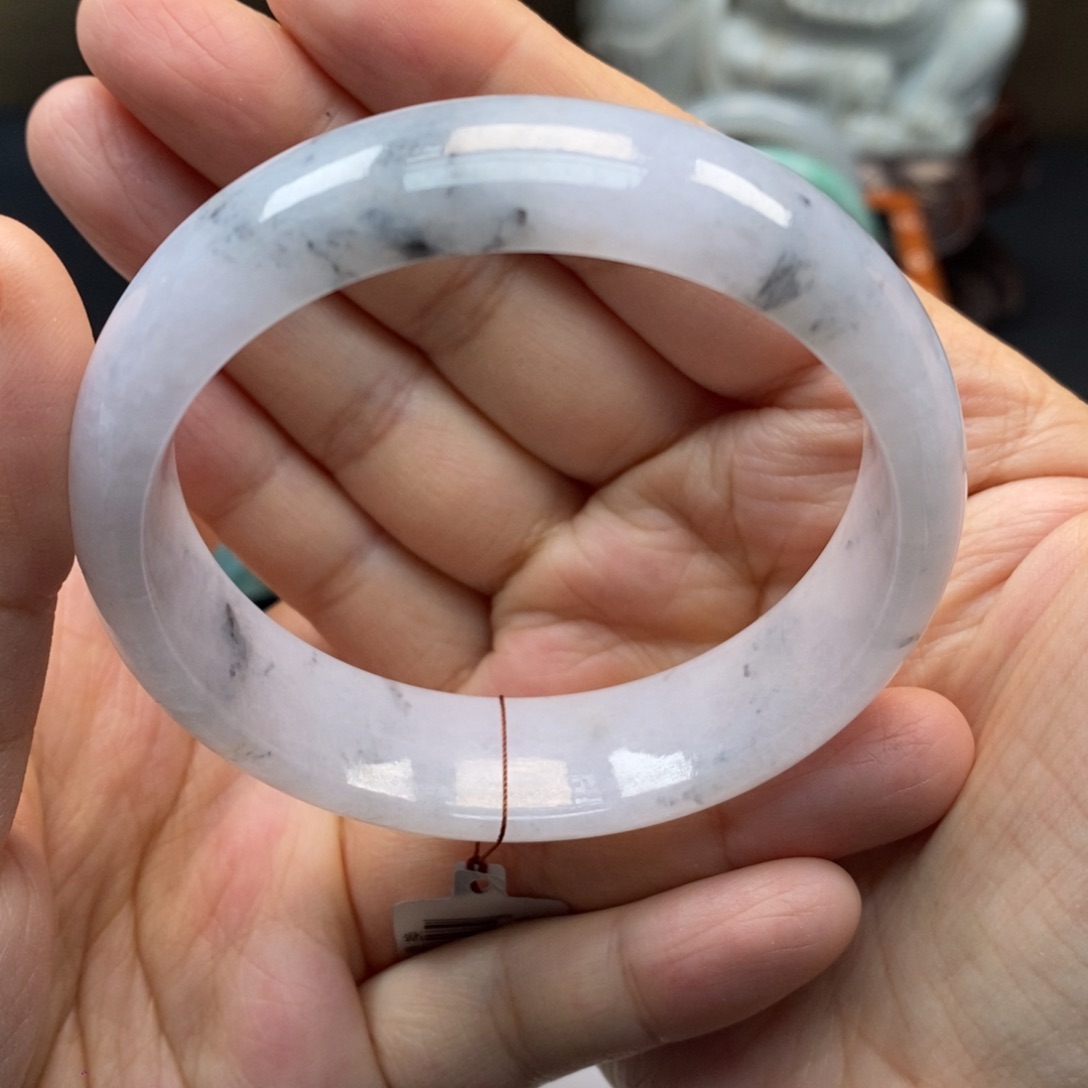 翡翠手镯未镶嵌天然