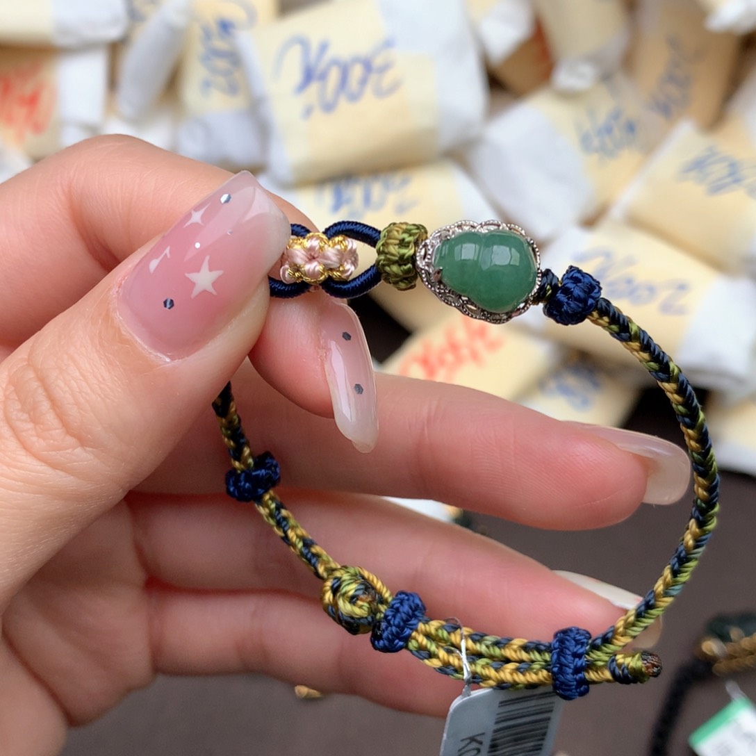 【闪购商品】翡翠手绳未镶嵌一