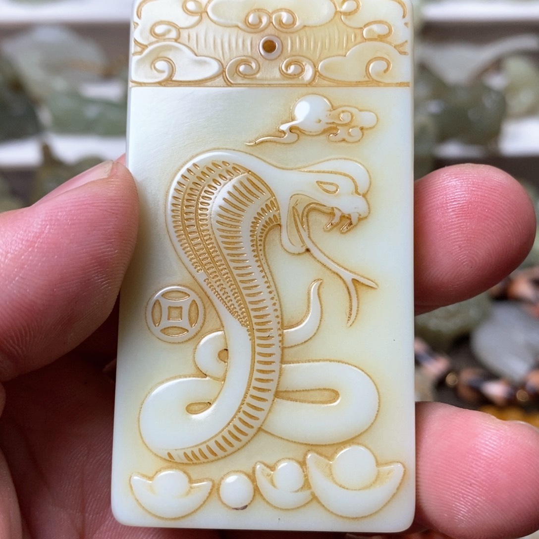 和田玉颈饰未镶嵌用****1