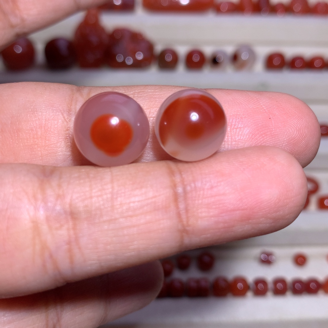 一***6南红玛瑙未镶嵌冰飘圆珠11.7  12