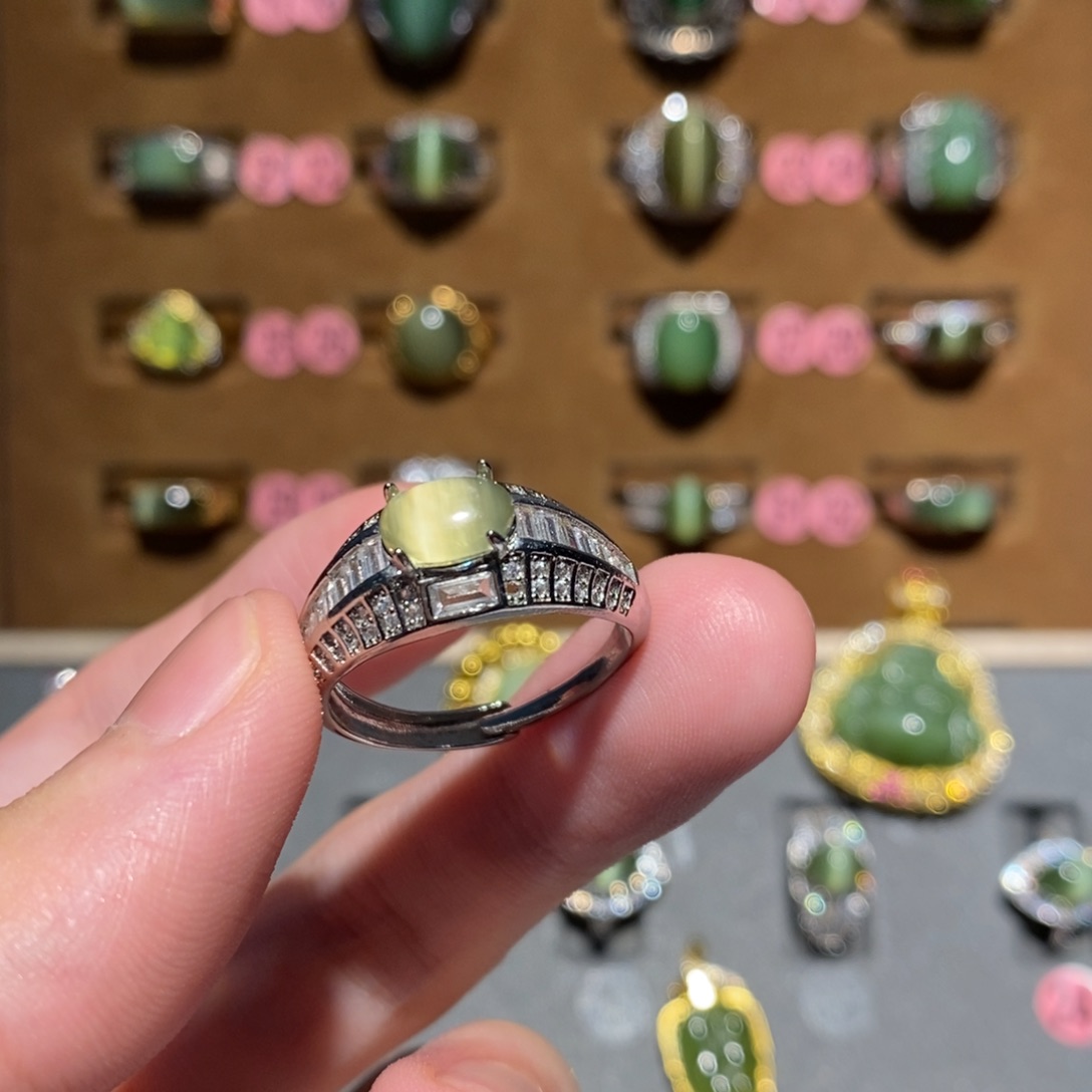 和田玉未镶嵌戒指