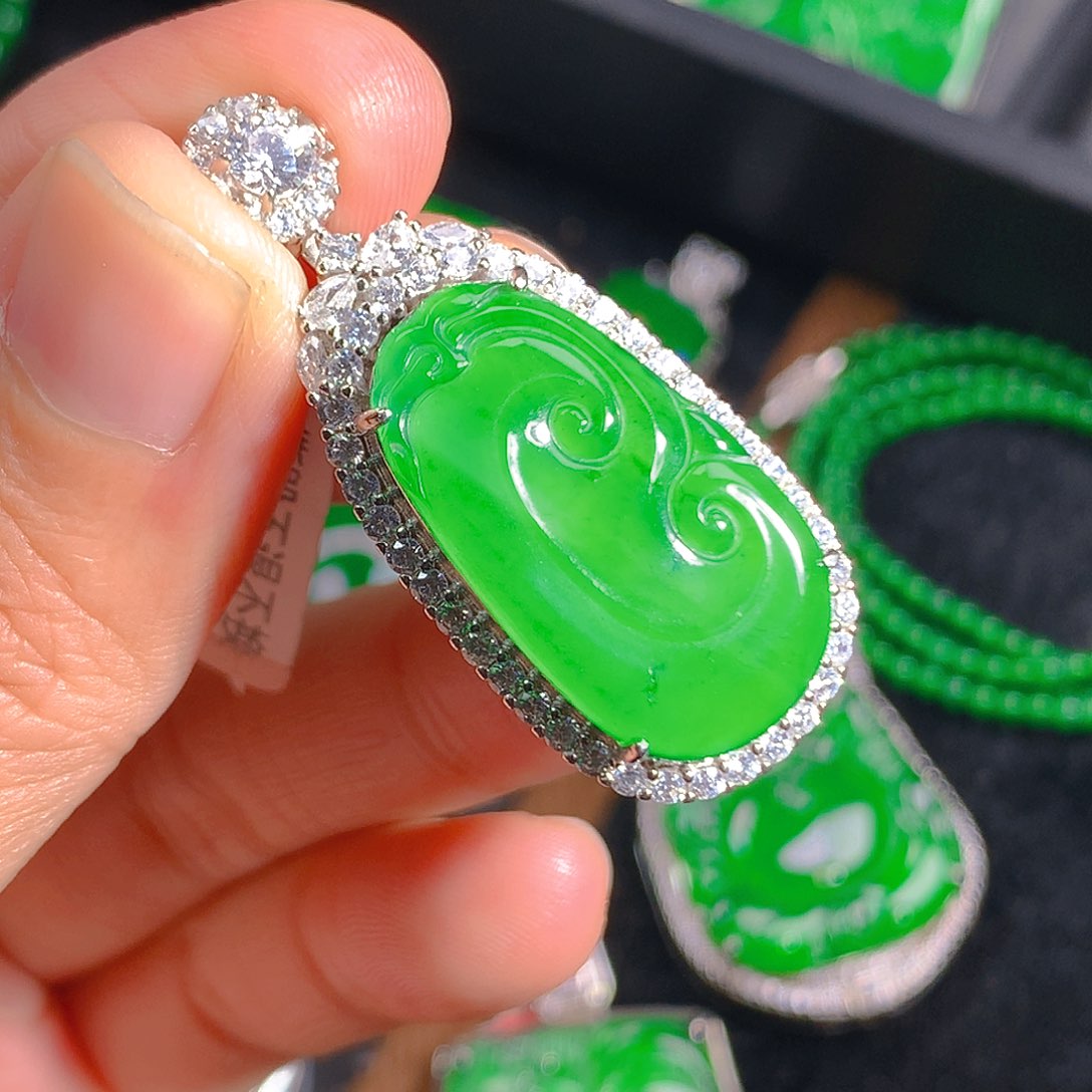 翡翠吊坠(不含链)未镶嵌