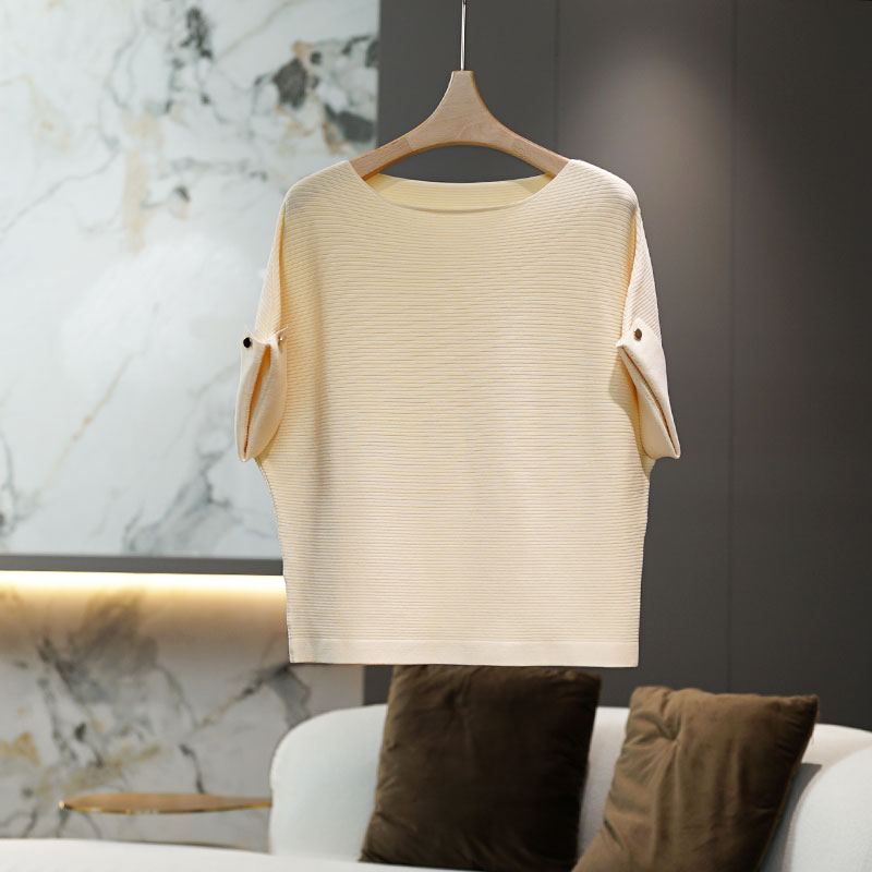 鹅色蝙蝠衫一字领毛针织衫2025春季时尚气质百搭女士上衣