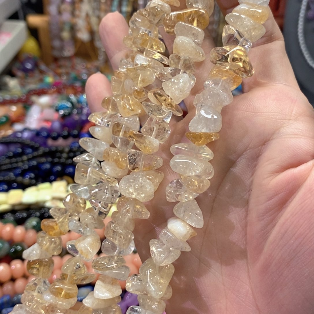 玛瑙/玉髓未镶嵌珠宝半成品天然黄水晶随型一天