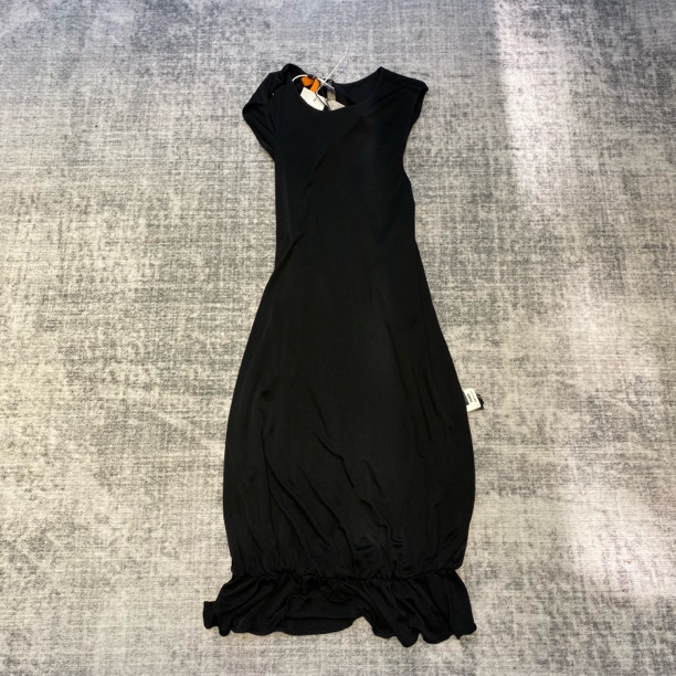 99新 FENDI/芬迪 黑色连衣裙 肩宽36 衣长94 41040