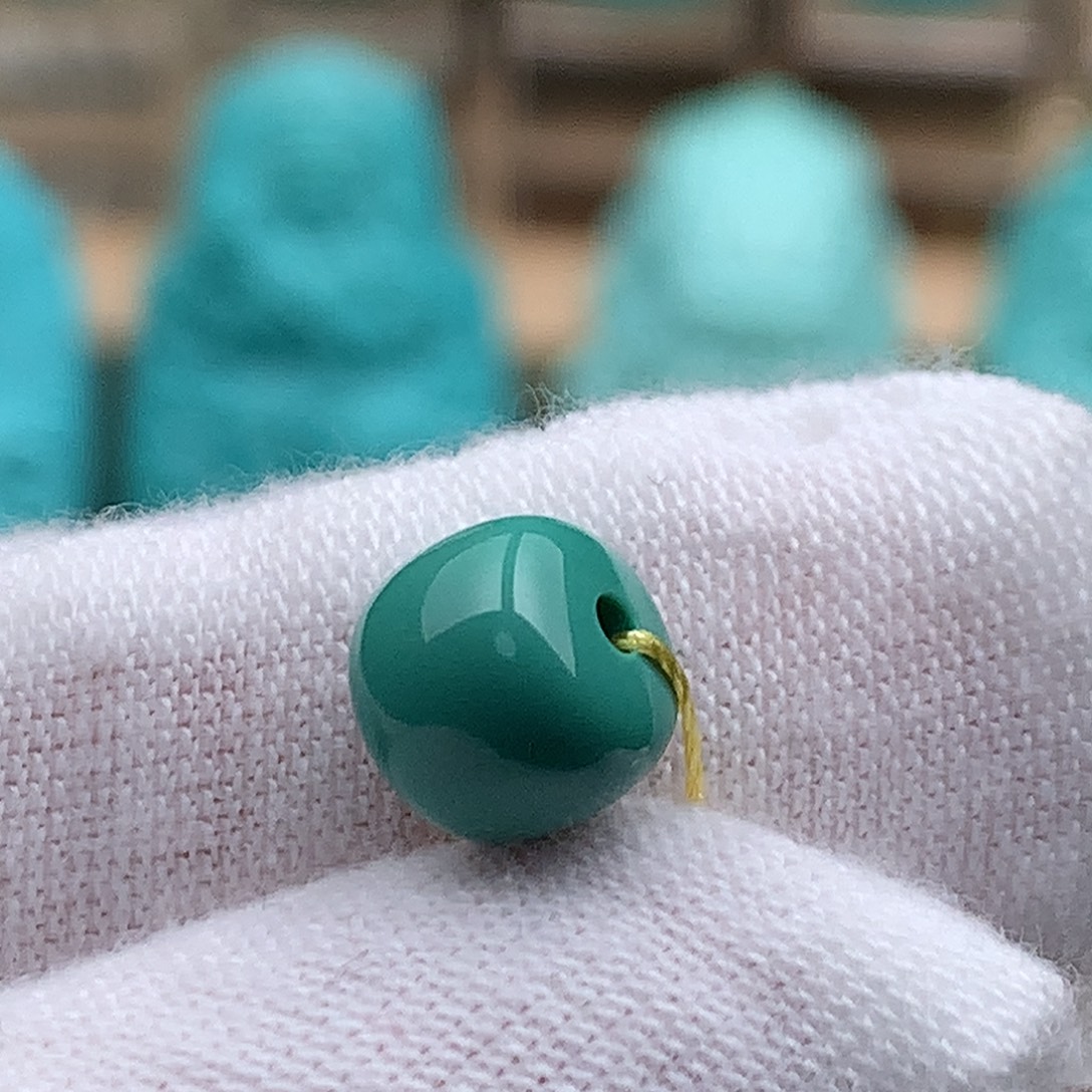 绿松石未镶嵌珠宝奇石7.8mm