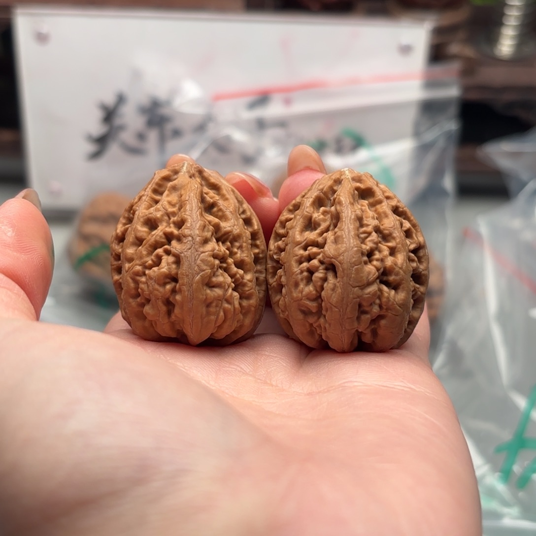 文玩核桃把件小楸千70