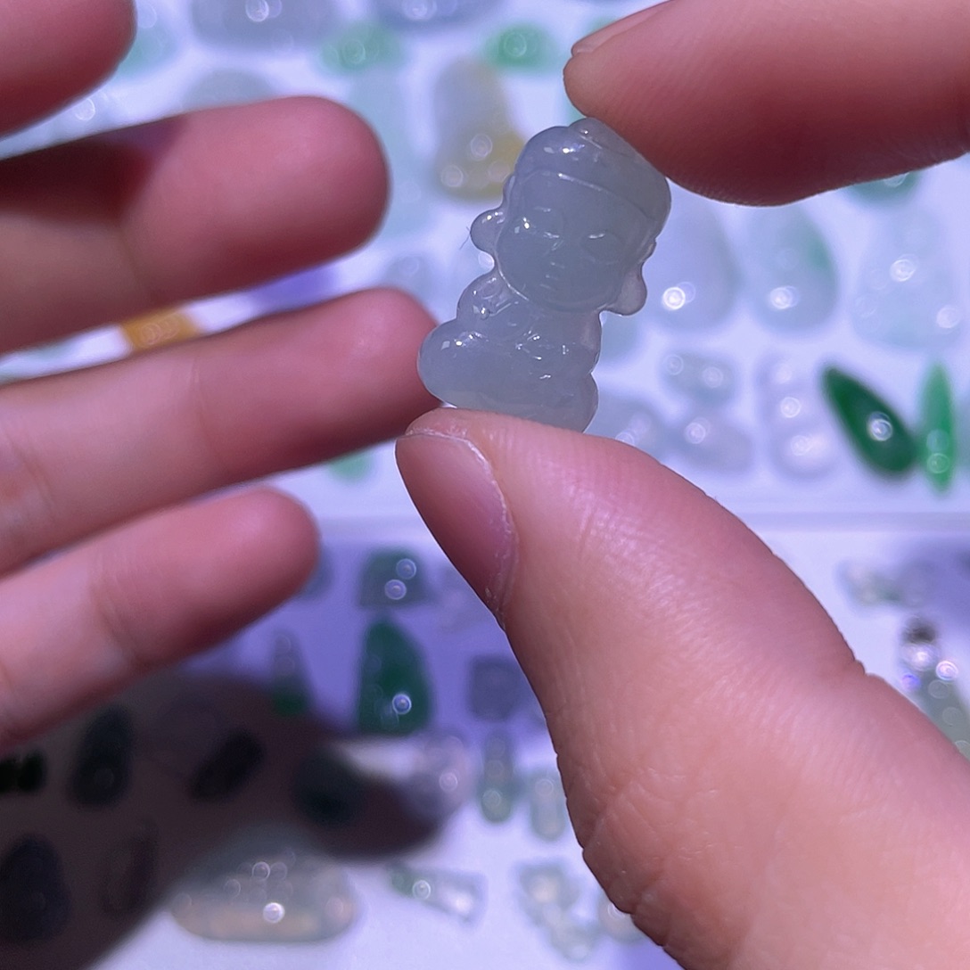 翡翠未镶嵌颈饰天然翡翠Ａ货8886