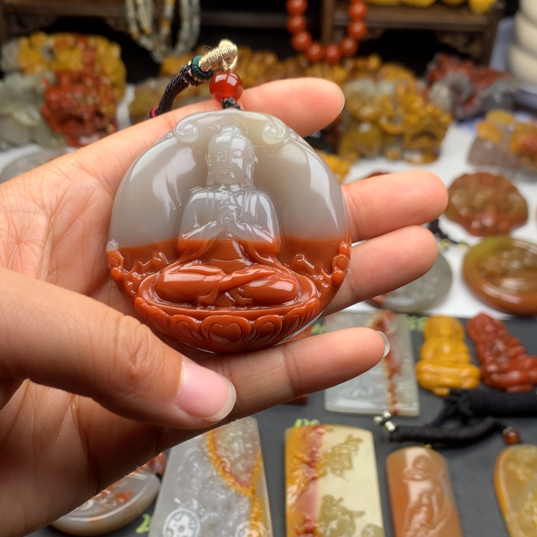 石英质玉（黄龙玉）挂件未镶嵌