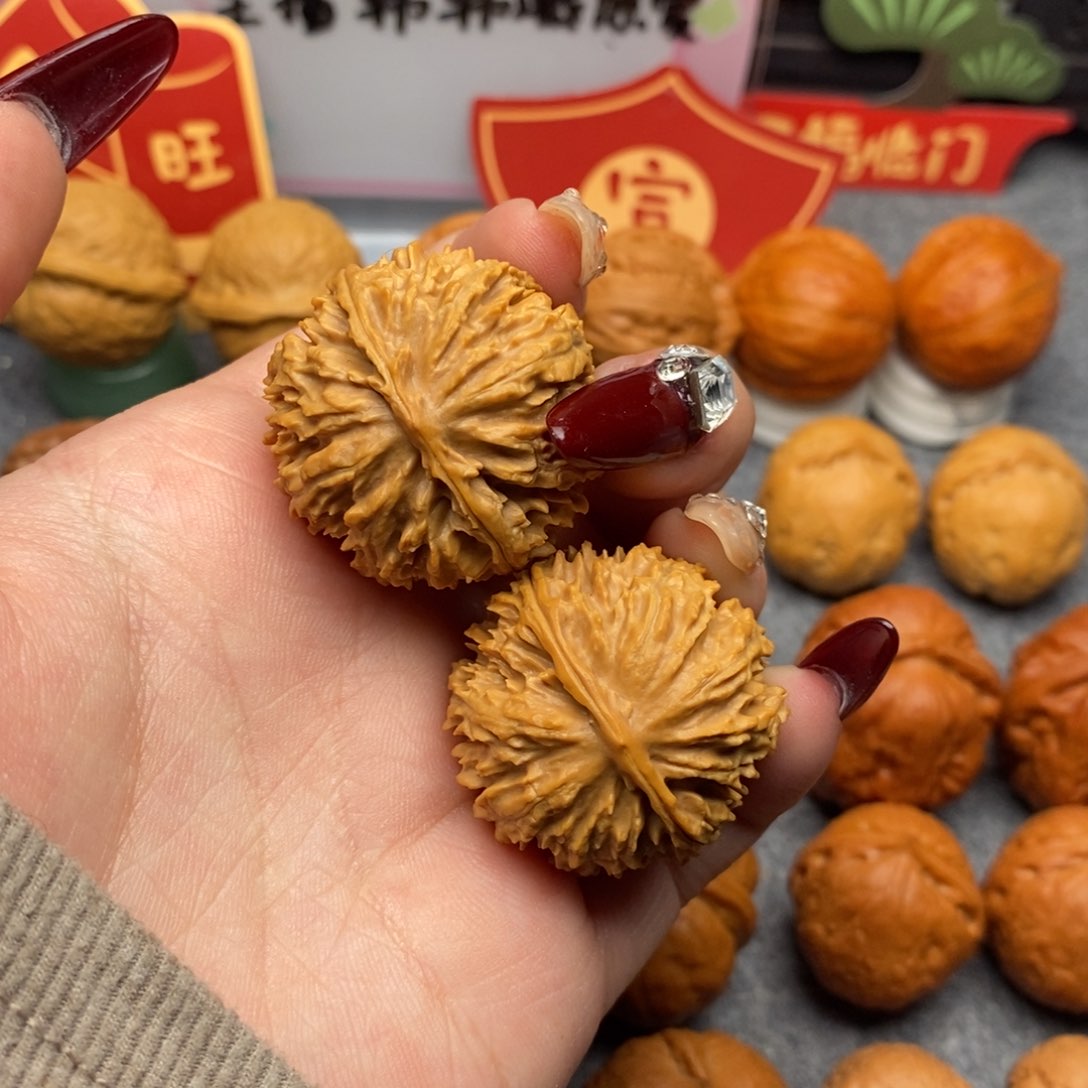 文玩核桃把件刺猬球