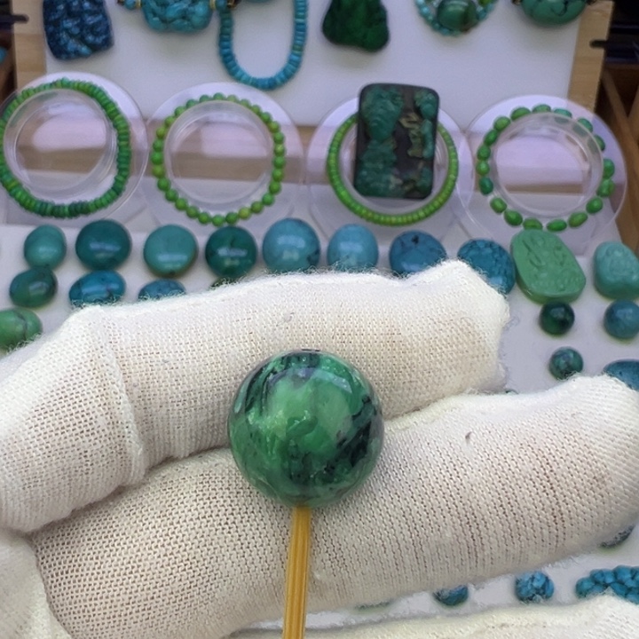 菜籽绿网花圆珠15.3mm绿