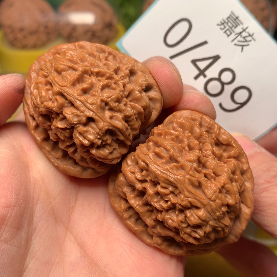 文玩核桃把件三角疆39