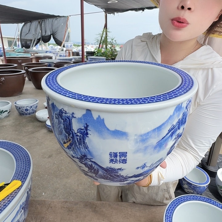 瓷片直径25，高17。。。。