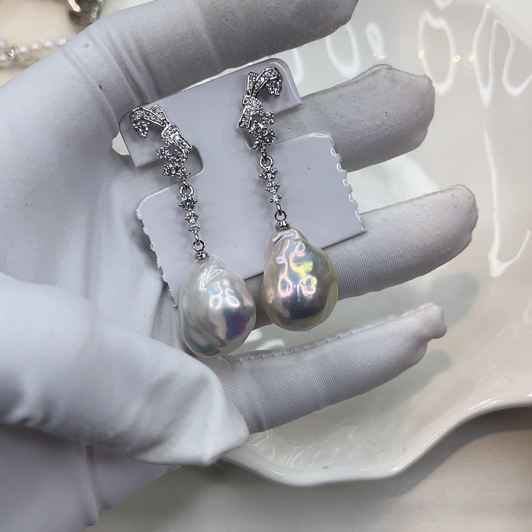 淡水珍珠耳饰合金