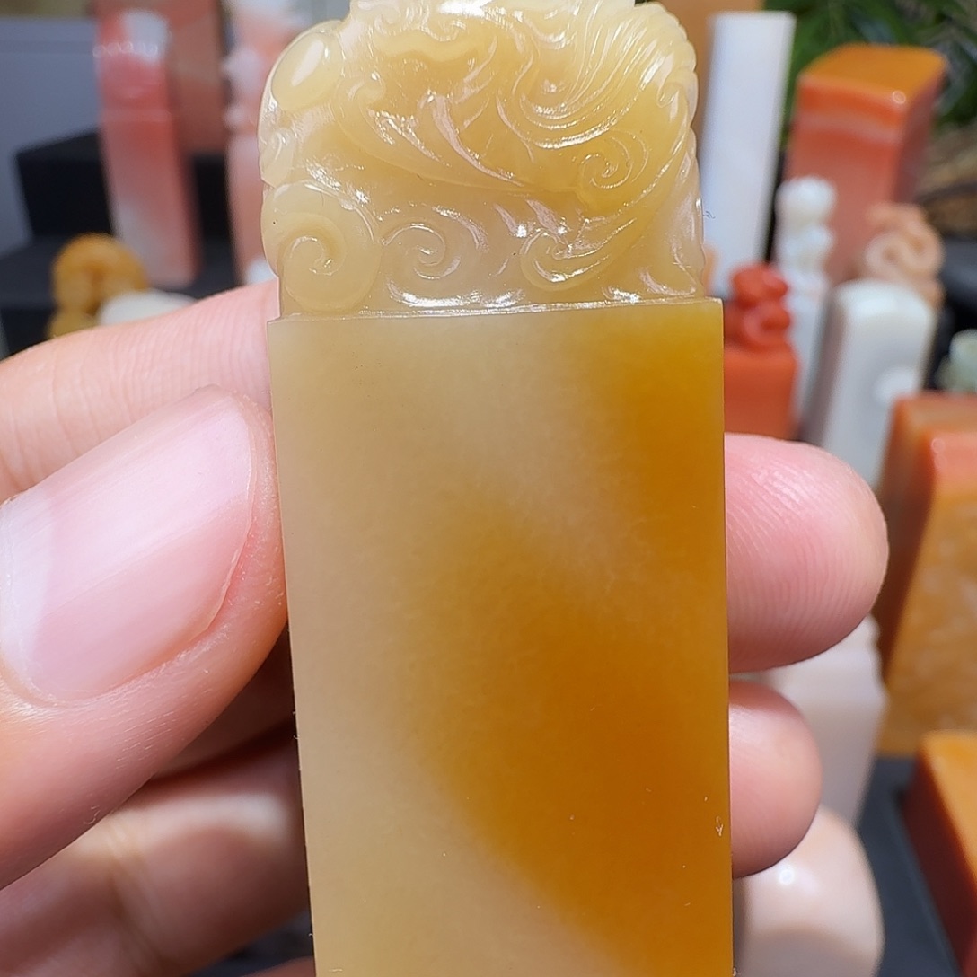 印石老挝石螭龙献瑞