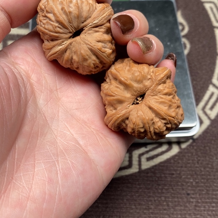 文玩核桃吊坠元宝全品