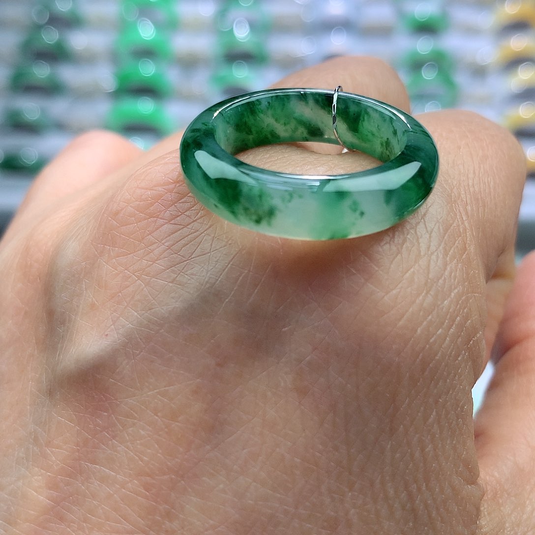 翡翠戒指未镶嵌17-18号