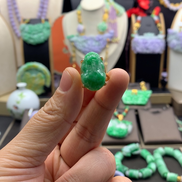 翡翠吊坠(不含链)未镶嵌p****s翡翠戒指