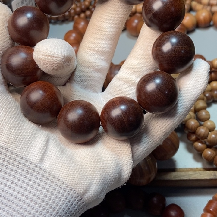 信***己檀香木老山檀香檀香王2.2*11，焦糖奶甜香