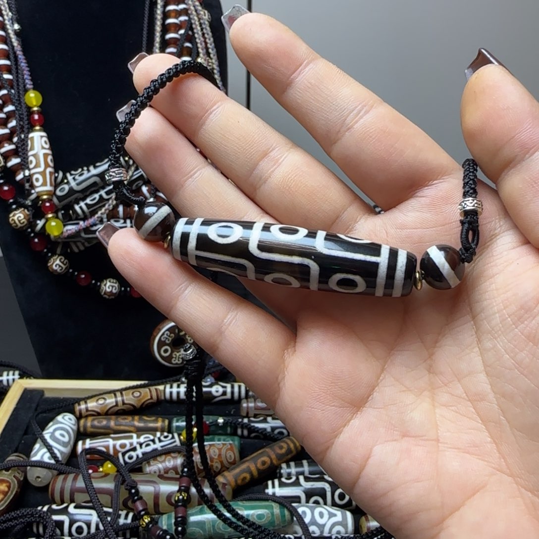 玛瑙/玉髓合金颈饰