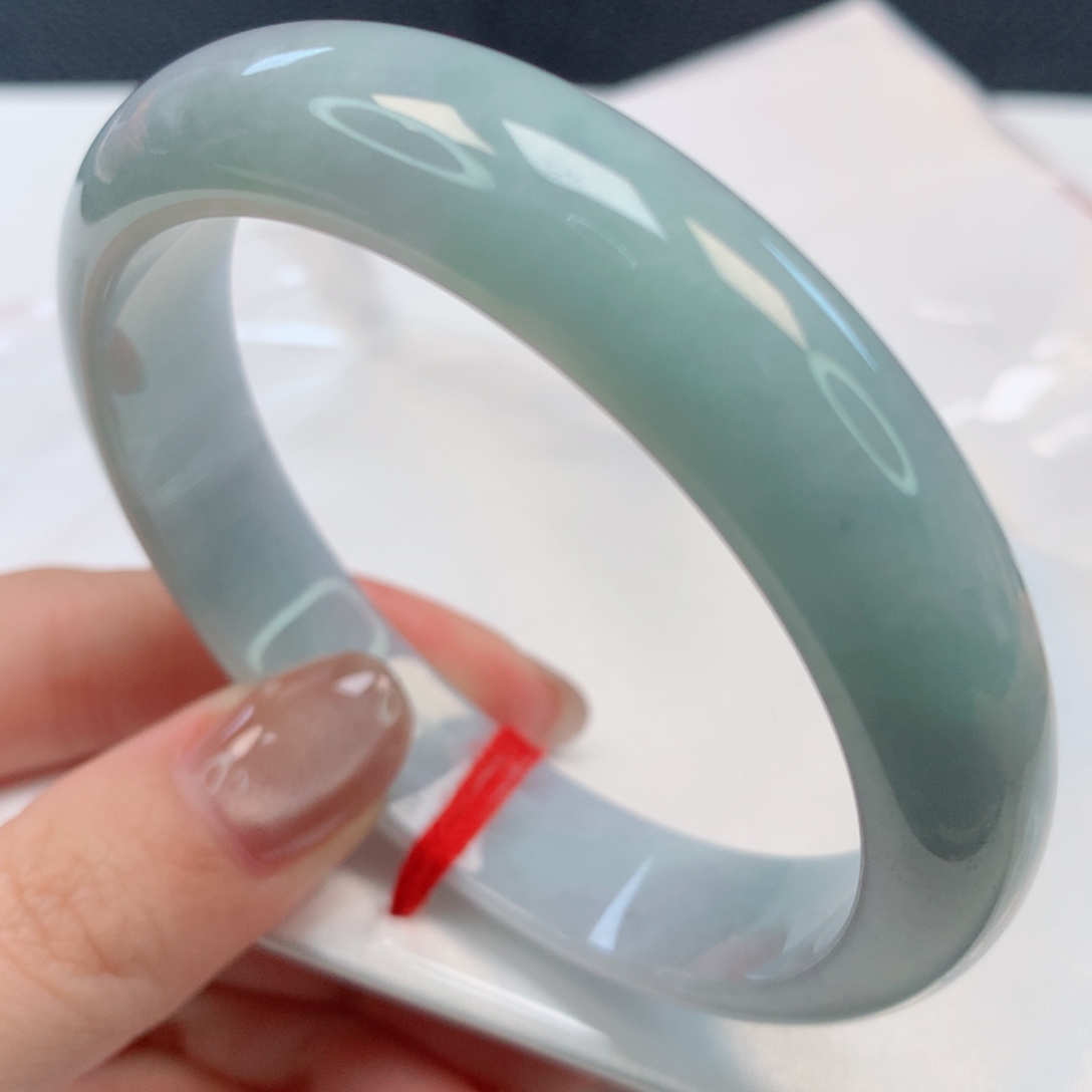 【闪购商品】翡翠手镯未镶嵌57+圈