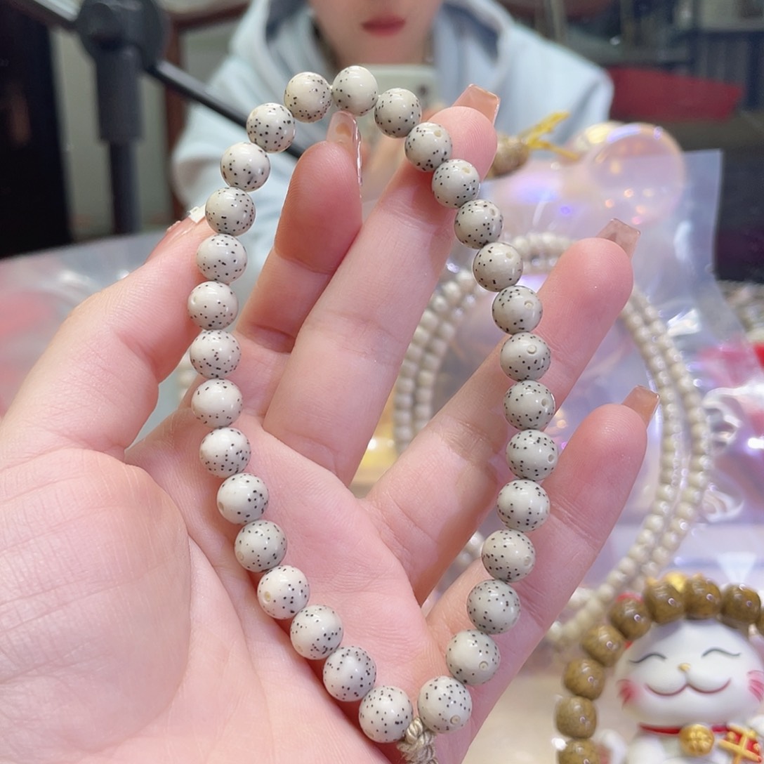 吊坠星月菩提M**o星月菩提海南同枝果8x8