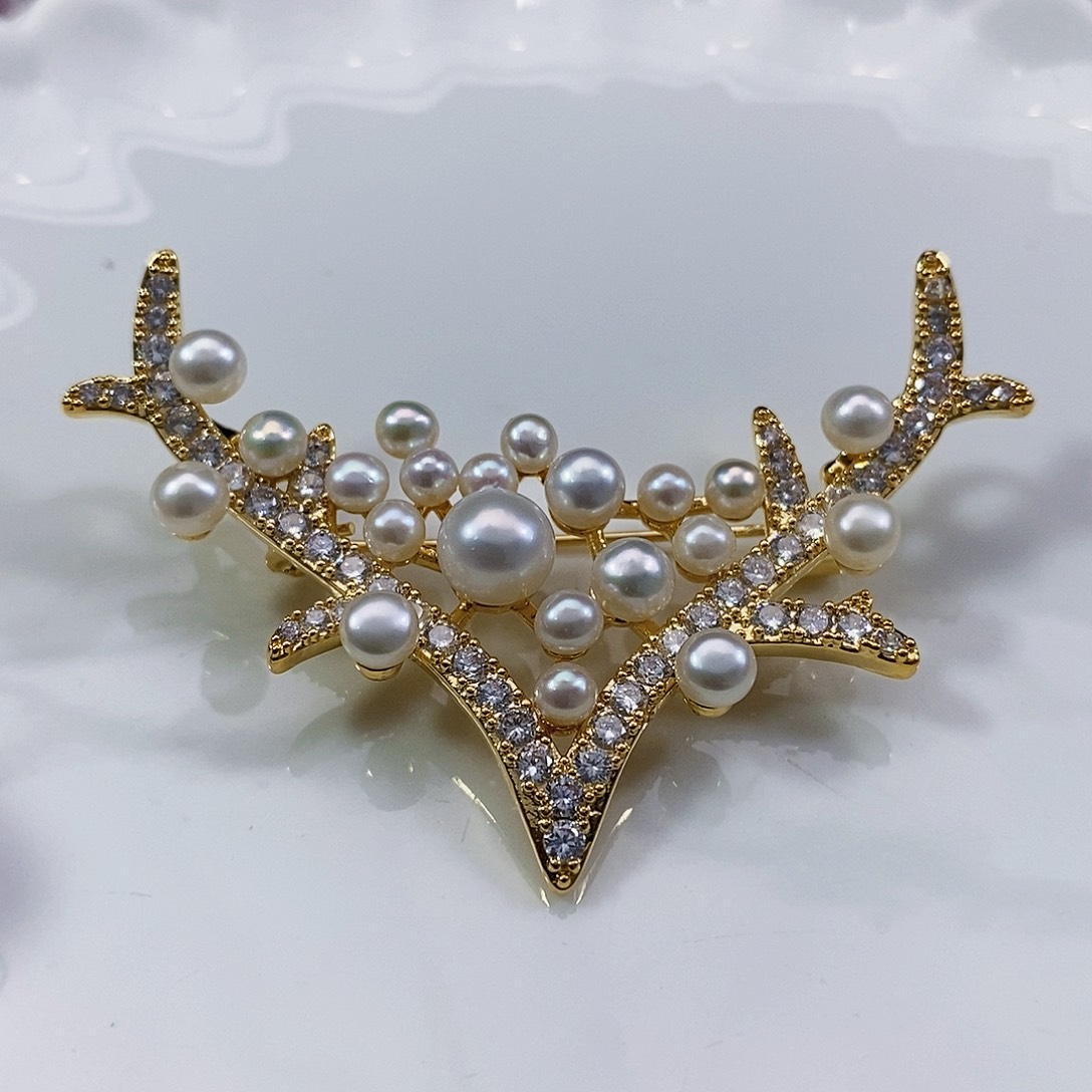 淡水珍珠特价冲单子不退换胸针未镶嵌