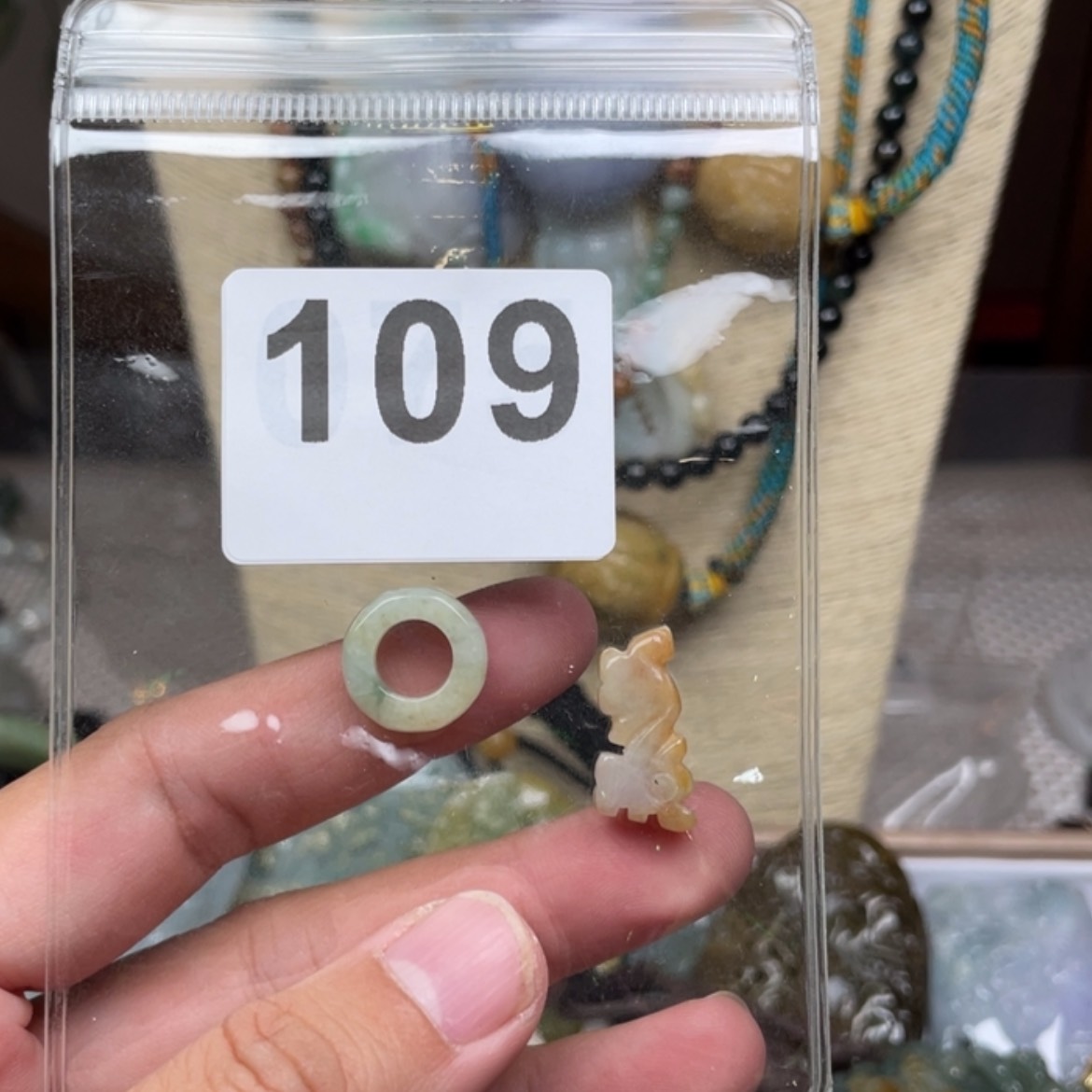 【闪购商品】翡翠颈饰未镶嵌佛*翡翠