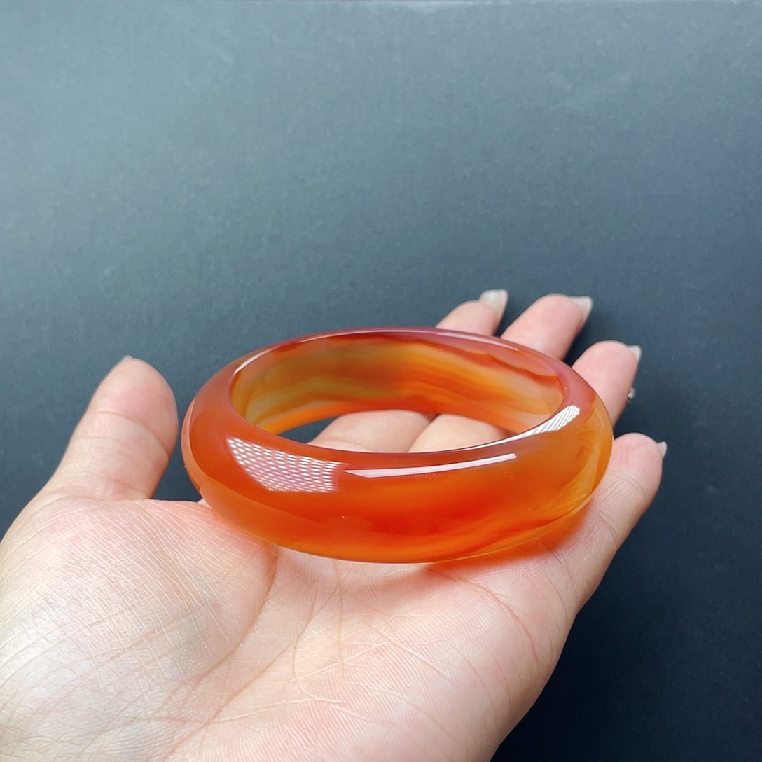 玛瑙/玉髓手镯未镶嵌安*