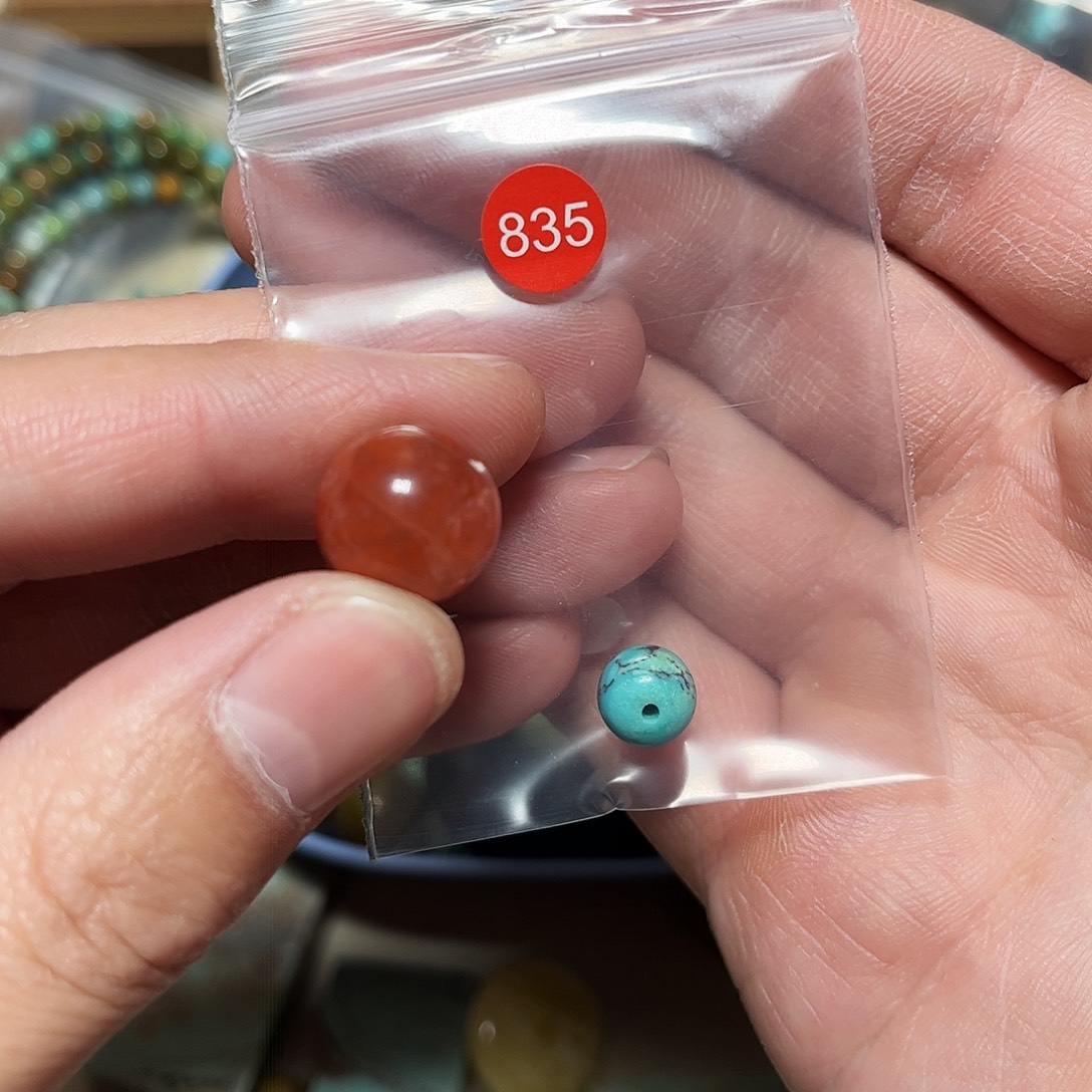 油***瓶南红玛瑙未镶嵌珠宝奇石
