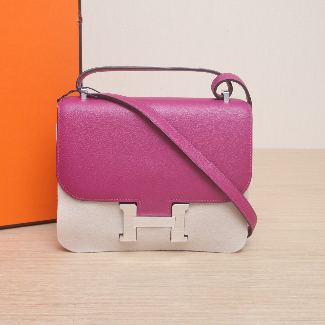 95新 Hermes/爱马仕 小花姑姑156556康康 19 L3玫瑰紫 EC皮 C刻