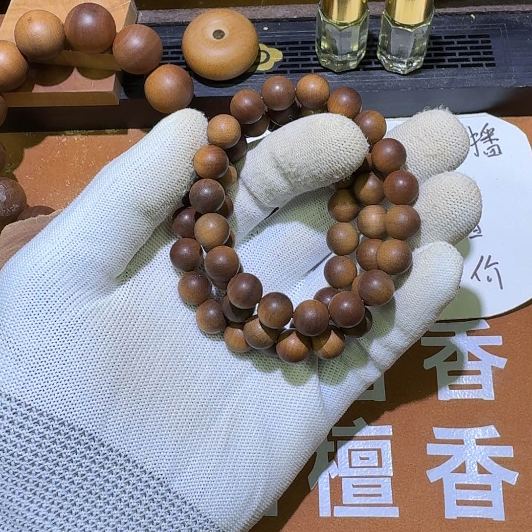 檀香木百年土埋料1.0×19颗