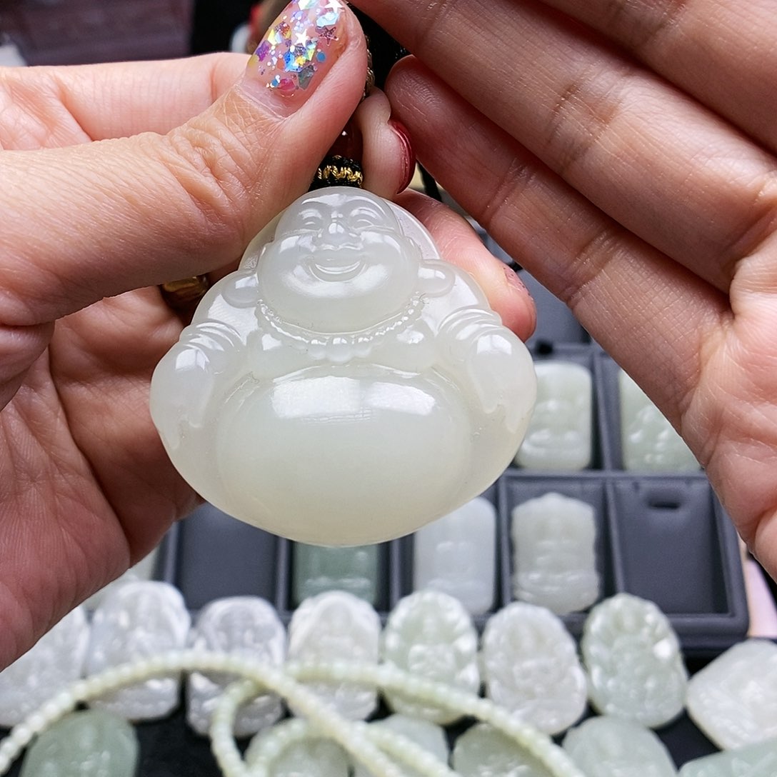 和田玉颈饰未镶嵌鸿****生