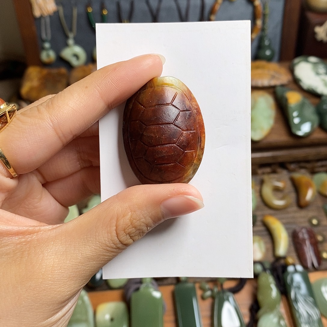 石***归岫岩河磨玉（透闪石质玉）未镶嵌颈饰