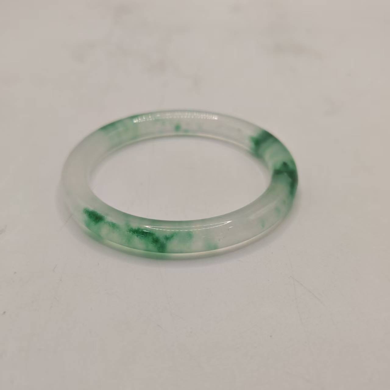 905百搭款绿飘花美人条手镯