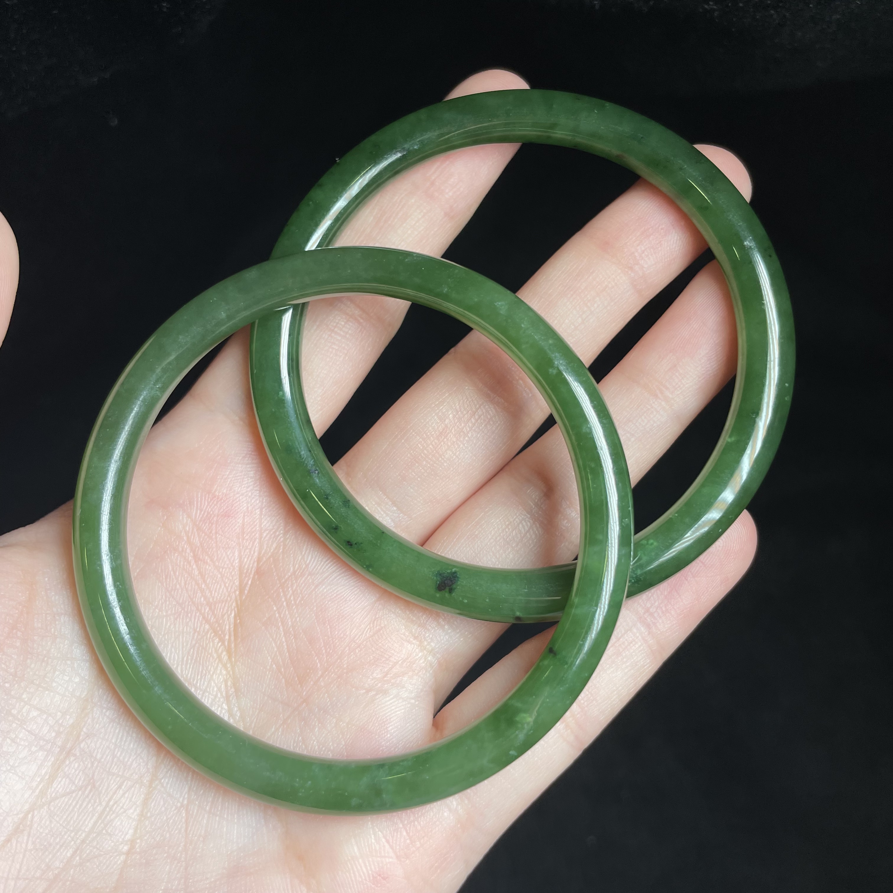 L【玉氏珠宝】和田玉碧玉乌兰海圆条叮当镯 多样性发一 CAN1660123