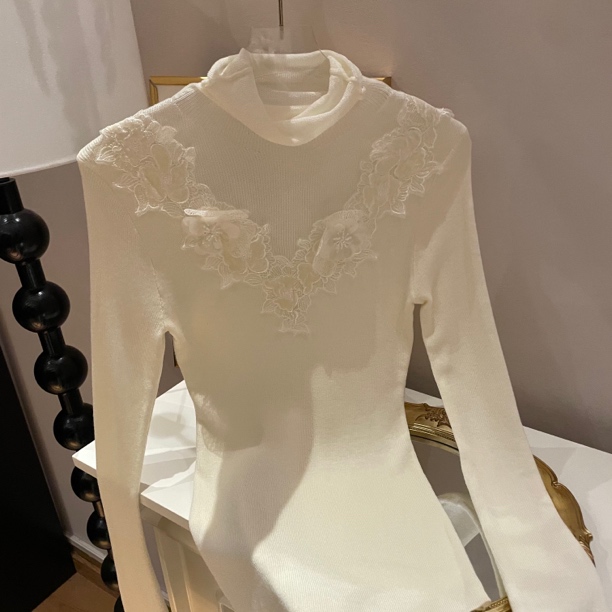 魅鹊 916 气质时尚洋气半高领花朵长袖针织衫打底衫