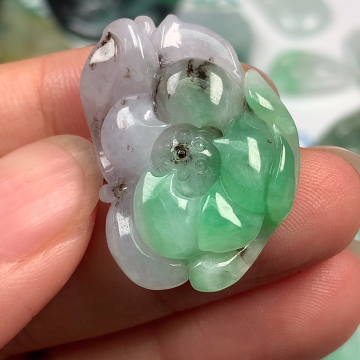 翡翠未镶嵌颈饰翡翠