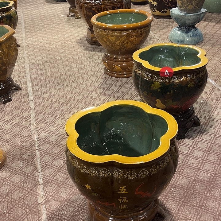 余***t八十年代笔筒，全品