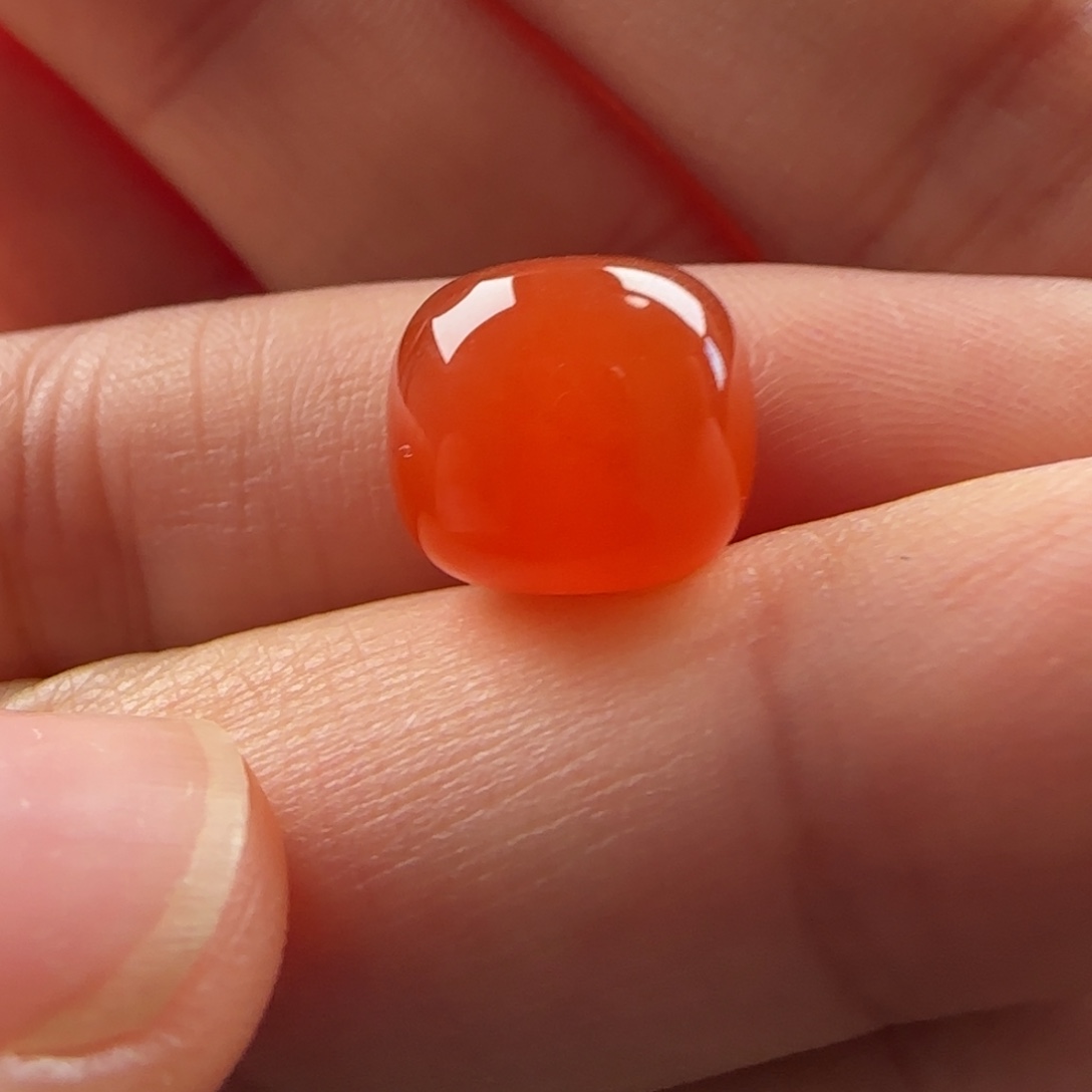 南红玛瑙未镶嵌老型：11x10冰红满砂