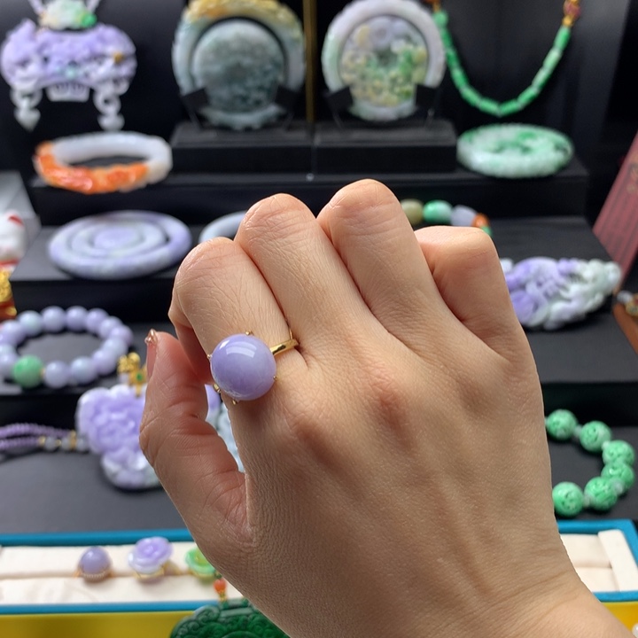 翡翠戒指未镶嵌翡翠戒指