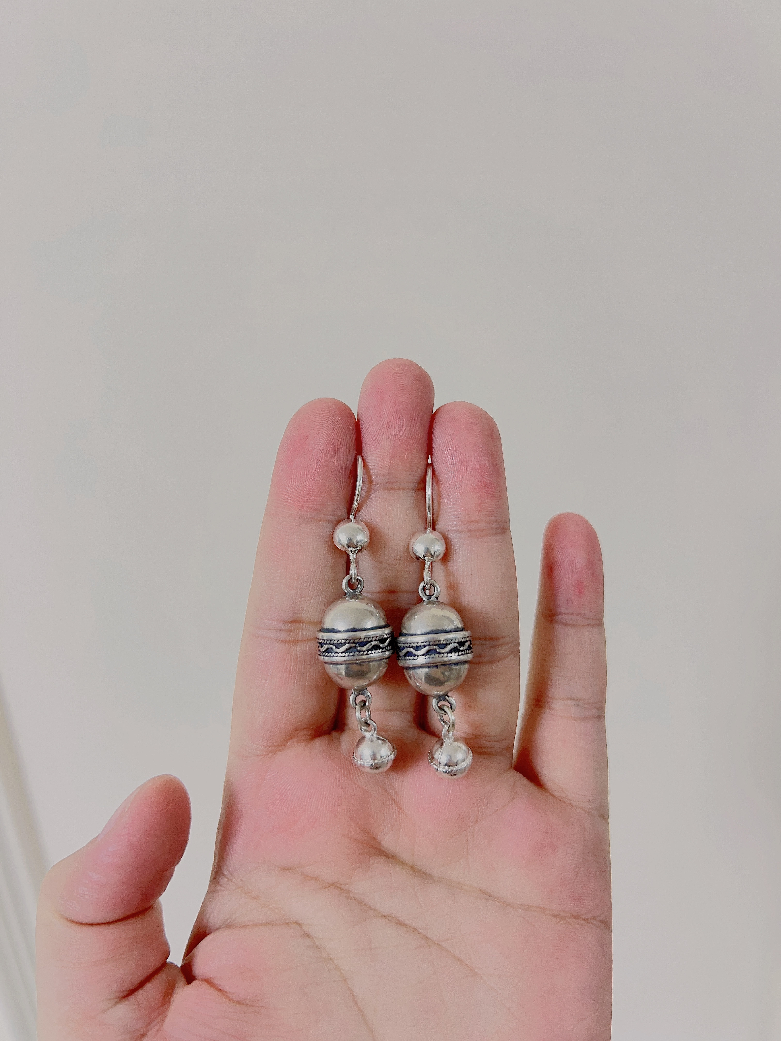 非金属亚克力耳饰 哈萨克斯坦进口耳环、重工