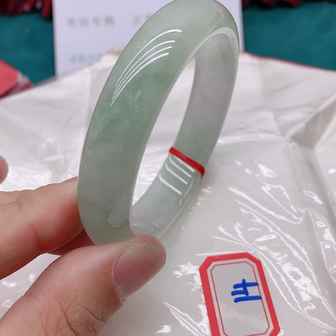 翡翠手镯未镶嵌1444444444