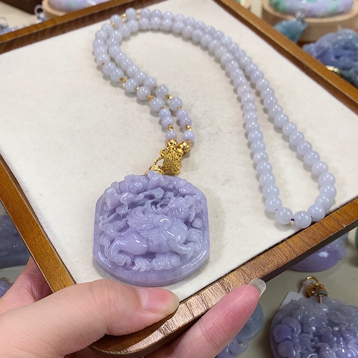 翡翠未镶嵌颈饰翡翠吊坠