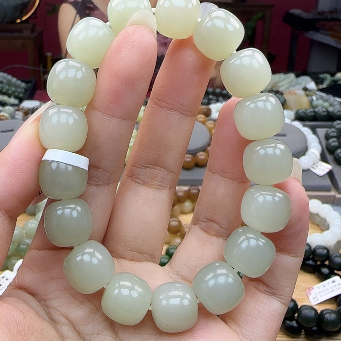 手链未镶嵌和田玉