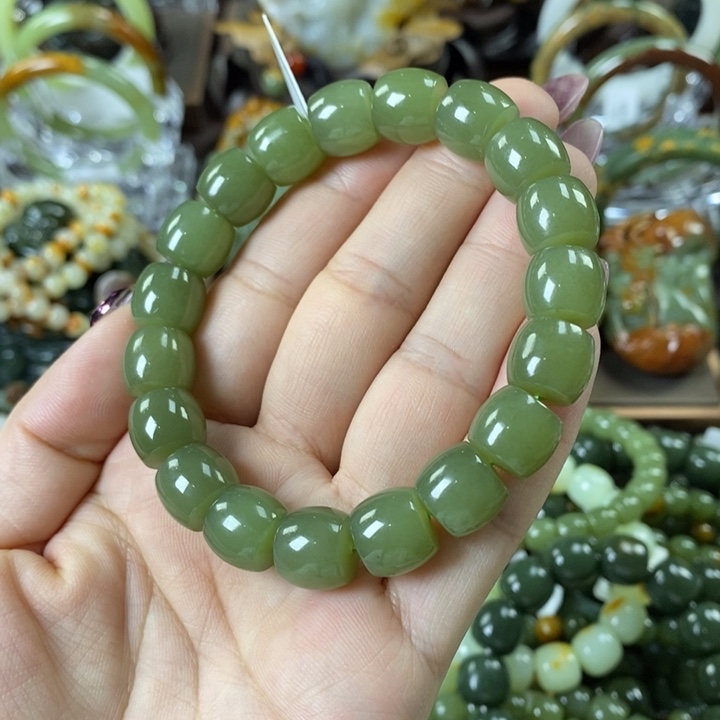 透闪石质玉手串未镶嵌